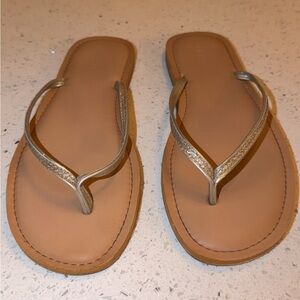Size 8 Old Navy Gold Women's Sandals